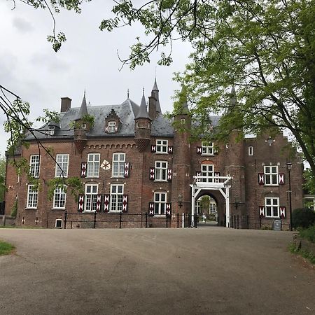 B&B 'Het Gripshuis' Фухт Екстериор снимка